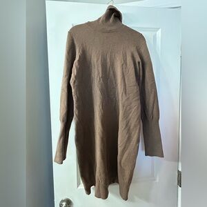 Express Women's Tan Turtleneck Sweater